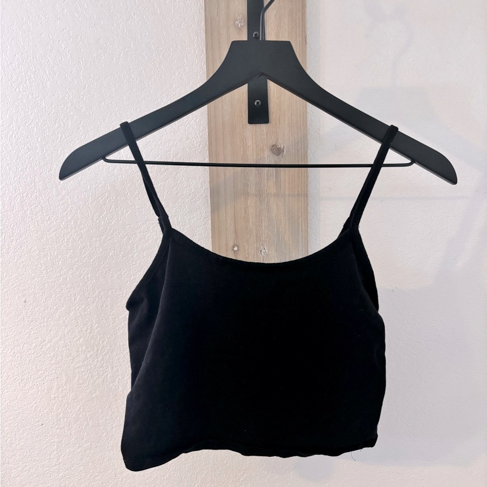 Bozzolo Black Sleeveless Crop Camisole